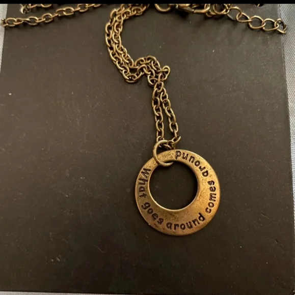 Hot Topic Lovesick Karma circle necklace - Picture 5 of 7